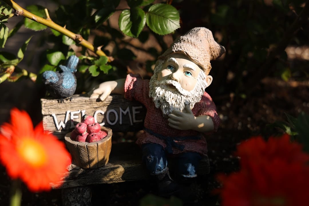 découvrez notre collection de gnomes de jardin, des décorations charmantes et amusantes qui ajoutent une touche d'originalité et de esprit à votre espace extérieur. parfaits pour égayer votre jardin, vos parterres de fleurs ou votre terrasse, nos gnomes de jardin sont faits pour apporter un sourire à chaque visiteur.